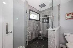 54 College Ave, Manchester, NH 03102 - Photo 18
