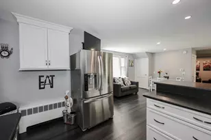 54 College Ave, Manchester, NH 03102 - Photo 4