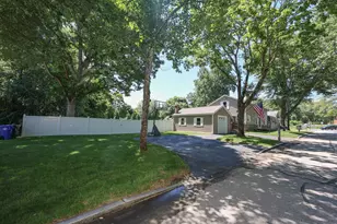 54 College Ave, Manchester, NH 03102 - Photo 40