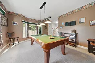 22 Longview Cir, Pelham, NH 03076 - Photo 8