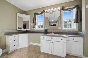 22 Longview Cir, Pelham, NH 03076 - Photo 30