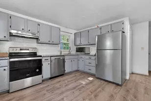 38 Duffy St, Franklin, NH 03235 - Photo 16