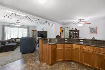 25 Ridgefield Drive, Nashua, NH 03062 - Photo 8