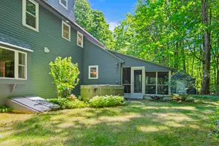 11 Nathan Lord Rd, Amherst, NH 03031 - Photo 38