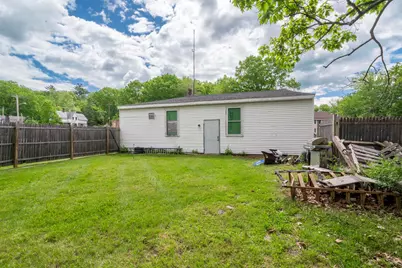 35 S Main Street, Newton, NH 03858 - Photo 12