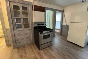 34 Center St, Walpole, NH 03609 - Photo 12