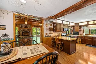 14 Broadway Ave, Gorham, NH 03581 - Photo 38