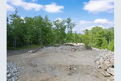60 Boxwood Drive, Auburn, NH 03032 - Photo 14