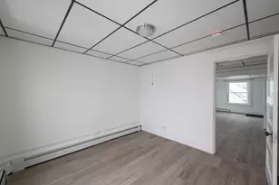 27 Blodget St, Manchester, NH 03104 - Photo 40