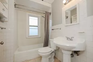 27 Blodget St, Manchester, NH 03104 - Photo 58