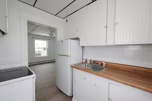 27 Blodget St, Manchester, NH 03104 - Photo 42