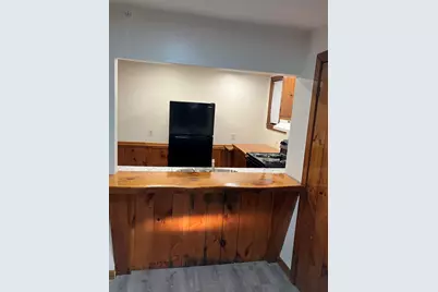 246 Broad Street, Claremont, NH 03743 - Photo 10