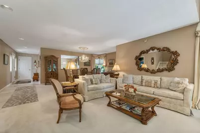53 Hawthorne Village Road, Nashua, NH 03062 - Photo 6