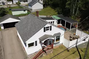 405 Westcott St, Berlin, NH 03570 - Photo 2