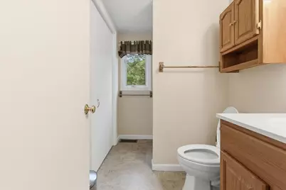 109 Airport Parkway, South Burlington, VT 05403 - Photo 28
