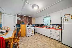 18 Morton Ave, Rochester, NH 03867 - Photo 10