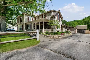 40 Main St, Gorham, NH 03581 - Photo 2