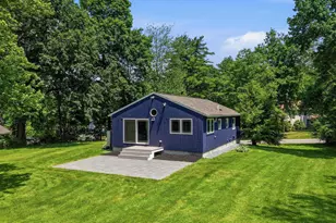 155 Lancaster Farm Rd, Salem, NH 03079 - Photo 1