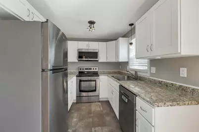 94 Beech Hill Avenue #5, Manchester, NH 03103 - Photo 12