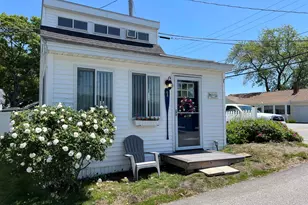 470 Winnacunnet Rd, Hampton, NH 03862 - Photo 2