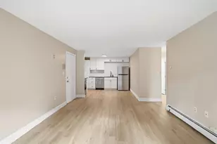 8 Strawberry Bank Rd, Nashua, NH 03062 - Photo 6
