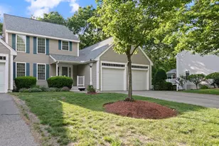 11 Pentucket Ct, Atkinson, NH 03811 - Photo 4