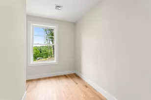 21 Speare Rd, Hudson, NH 03051 - Photo 32
