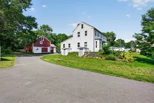 88 Central St, Hudson, NH 03051 - Photo 2