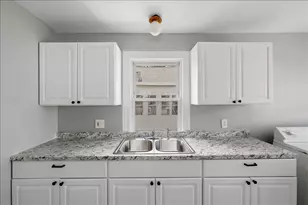336 Spruce St, Manchester, NH 03103 - Photo 28