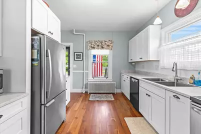 6 Church Street, Essex Junction, VT 05452 - Photo 8