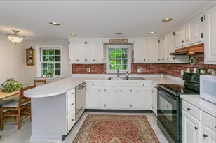 42 Old Town Farm Rd, Exeter, NH 03833 - Photo 4