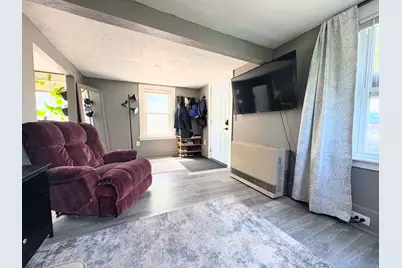 107 West Bow Street, Franklin, NH 03235 - Photo 6