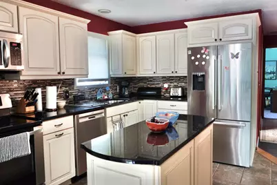 5 Victor Place, Rutland City, VT 05701 - Photo 8