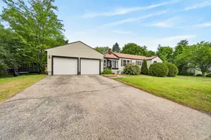 39 Pembroke Rd, Concord, NH 03301 - Photo 2