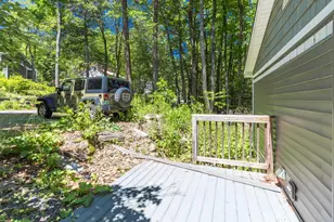 8 Merlin Rd, Farmington, NH 08835 - Photo 24