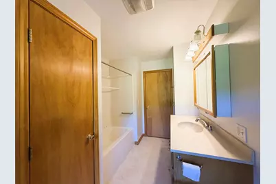 9 Mayselwood Drive, Milton, VT 05468 - Photo 28