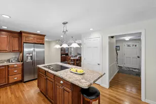 17 Candlewood Dr, Amherst, NH 03031 - Photo 8