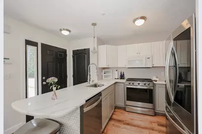 18 Suffolk Court #159, Bedford, NH 03110 - Photo 8