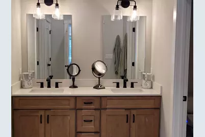 638 Vale Drive, South Burlington, VT 05403 - Photo 20