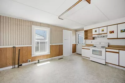 191 Court Street, Laconia, NH 03246 - Photo 16