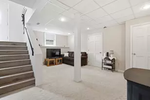 435 Terrie Dr, Pembroke, NH 03275 - Photo 24