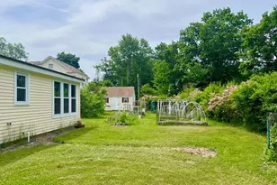 29 Spaulding St, Milford, NH 03055 - Photo 12