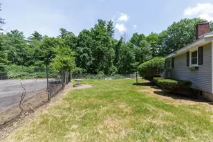 9 Hickory Ln, Bedford, NH 03110 - Photo 10