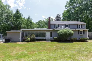 9 Hickory Ln, Bedford, NH 03110 - Photo 6