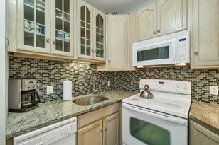 178 Treetop Cir, Laconia, NH 03246 - Photo 8