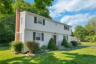 45 Mariette Dr, Portsmouth, NH 03801 - Photo 4