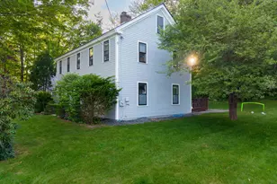52 Ledgewood Rd, Claremont, NH 03743 - Photo 4