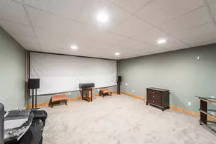 6 Phoenix Dr, Kingston, NH 03848 - Photo 32