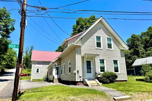 39 Chestnut St, Tilton, NH 03276 - Photo 1