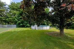 36 Hancock St, Rochester, NH 03867 - Photo 6
